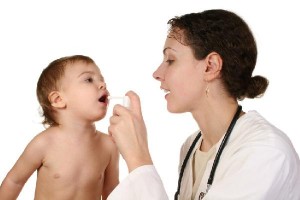 Presque tous les enfants souffrant d’asthme sont allergiques. Cet asthme s’aggrave sans prise en charge, et cette affection est responsable de nombreux décès chaque année. Il est donc essentiel en cas de doute de faire faire un bilan allergologique complet et de mettre en œuvre un traitement de fond quotidien.