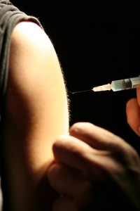 Vaccination : pour ou contre le vaccin contre l’hépatite B ?